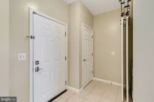 2465 Army Navy Dr, Arlington, VA 22206 - Photo 3