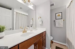 4191 S Four Mile Run Dr, Arlington, VA 22204 - Photo 15