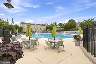 4191 S Four Mile Run Dr, Arlington, VA 22204 - Photo 25