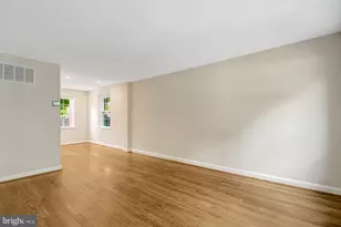 3364 S Wakefield St, Arlington, VA 22206 - Photo 9