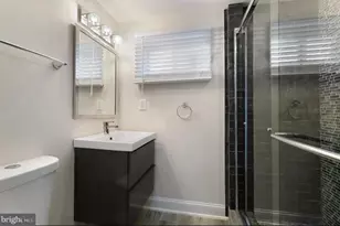 2000 S Langley St, Arlington, VA 22204 - Photo 21