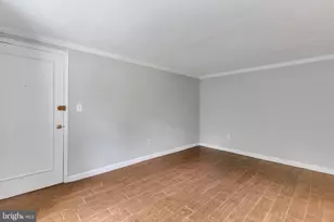 702 S Arlington Mill Dr, Arlington, VA 22204 - Photo 3