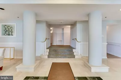 1045 N Utah Street #2-608, Arlington, VA 22201 - Photo 29