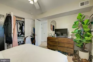 2100 N Scott St, Arlington, VA 22209 - Photo 11