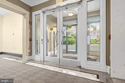 851 N Glebe Road #1419, Arlington, VA 22203 - Photo 29
