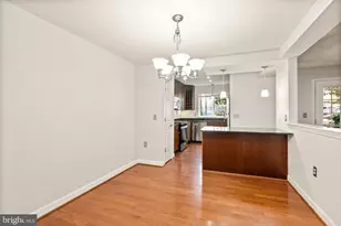 4089 S Four Mile Run Dr, Arlington, VA 22204 - Photo 7