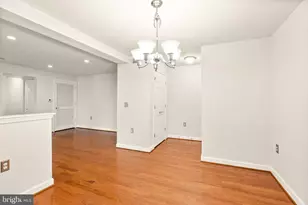 4089 S Four Mile Run Dr, Arlington, VA 22204 - Photo 9