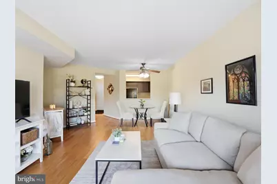 2100 Langston Blvd #207, Arlington, VA 22201 - Photo 3