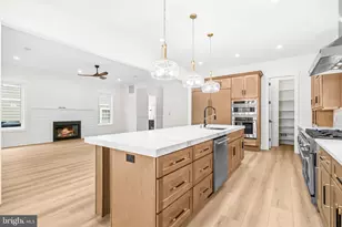 1905 N Taylor St, Arlington, VA 22207 - Photo 9