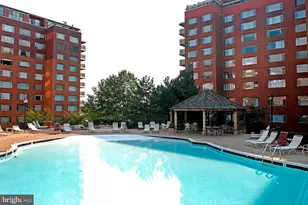 1021 Arlington Blvd, Arlington, VA 22209 - Photo 21