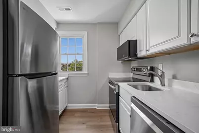 1315 S Walter Reed Drive #(17101) 204, Arlington, VA 22204 - Photo 9