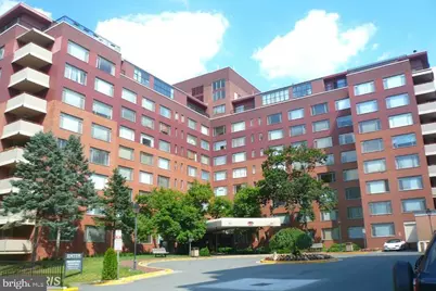 1021 Arlington Boulevard #748, Arlington, VA 22209 - Photo 1