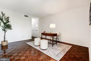 1101 S Arlington Ridge Road S, Arlington, VA 22202 - Photo 19
