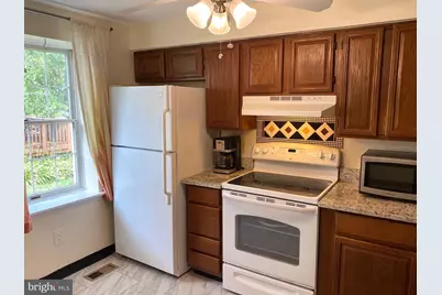 1608 10th Street S, Arlington, VA 22204 - Photo 5