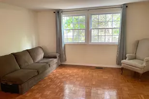 1608 10th St S, Arlington, VA 22204 - Photo 3