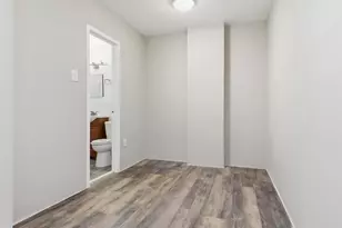 1021 Arlington Blvd, Arlington, VA 22209 - Photo 11