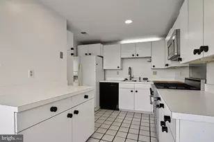 1021 Arlington Blvd, Arlington, VA 22209 - Photo 7