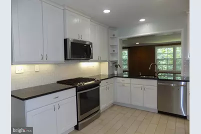 138 S Abingdon Street, Arlington, VA 22204 - Photo 7