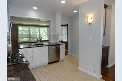 138 S Abingdon Street, Arlington, VA 22204 - Photo 9