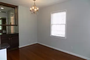 138 S Abingdon St, Arlington, VA 22204 - Photo 5