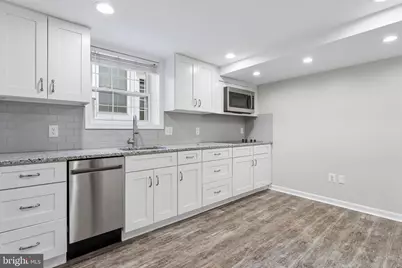 1109 N Illinois Street, Arlington, VA 22205 - Photo 19