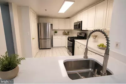 1045 N Utah Street #2-210, Arlington, VA 22201 - Photo 9