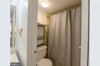 1300 Army Navy Drive #118, Arlington, VA 22202 - Photo 21