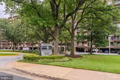 1300 Army Navy Drive #118, Arlington, VA 22202 - Photo 1