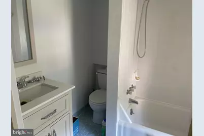 2210 N Lexington Street #UPPER LEVEL, Arlington, VA 22205 - Photo 13