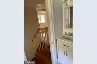 2210 N Lexington Street #UPPER LEVEL, Arlington, VA 22205 - Photo 17