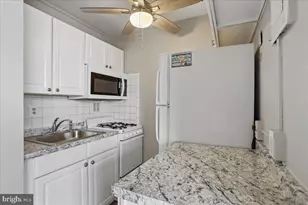1021 S Arlington Blvd, Arlington, VA 22209 - Photo 19