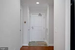 3650 S Glebe Rd, Arlington, VA 22202 - Photo 11