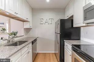 1020 N Stafford St, Arlington, VA 22201 - Photo 5