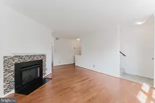 2725 S Walter Reed Dr, Arlington, VA 22206 - Photo 5