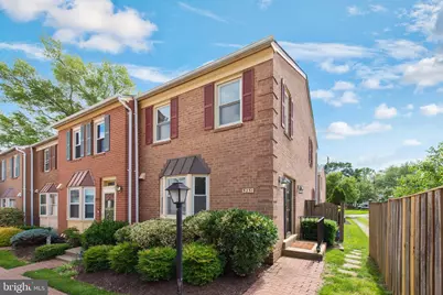 5251 Wilson Boulevard, Arlington, VA 22205 - Photo 1