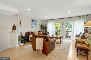 2113 N Lincoln St, Arlington, VA 22207 - Photo 3