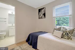 2113 N Lincoln St, Arlington, VA 22207 - Photo 11