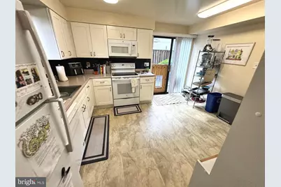 6363 11th Road N, Arlington, VA 22205 - Photo 5