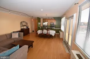 1121 Arlington Blvd, Arlington, VA 22209 - Photo 3