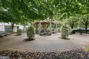 4141 N Henderson Rd, Arlington, VA 22203 - Photo 29
