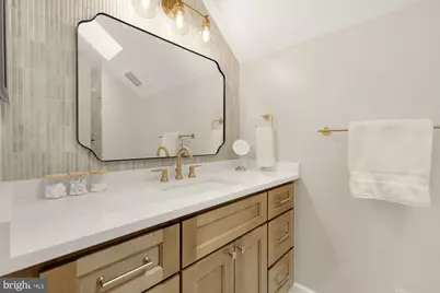 48 N Bedford Street #48B, Arlington, VA 22201 - Photo 23