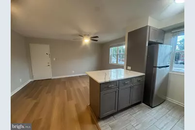 2010 4th Street S #4, Arlington, VA 22204 - Photo 5