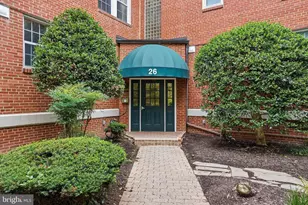 26 S Old Glebe Rd, Arlington, VA 22204 - Photo 1