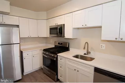 750 S Dickerson Street #414, Arlington, VA 22204 - Photo 11