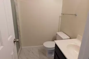 1170 N Vermont St, Arlington, VA 22201 - Photo 13