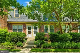 1401 S Edgewood St, Arlington, VA 22204 - Photo 1