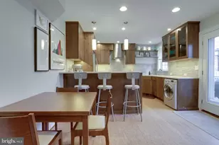 2906 13th St S, Arlington, VA 22204 - Photo 9