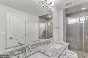 5701 11th St N, Arlington, VA 22205 - Photo 31