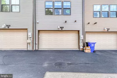 5701 11th Street N #2, Arlington, VA 22205 - Photo 3