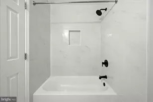 2500 S Eads St, Arlington, VA 22202 - Photo 13